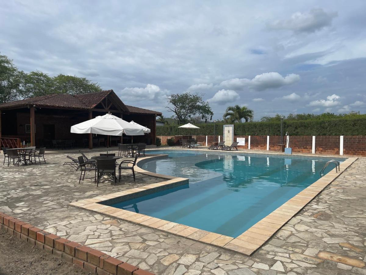 Lindo Chale Em Gravata - Condominio Mont Blanc V Экстерьер фото